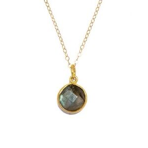 Labradorite Gemstone Pendant Necklace